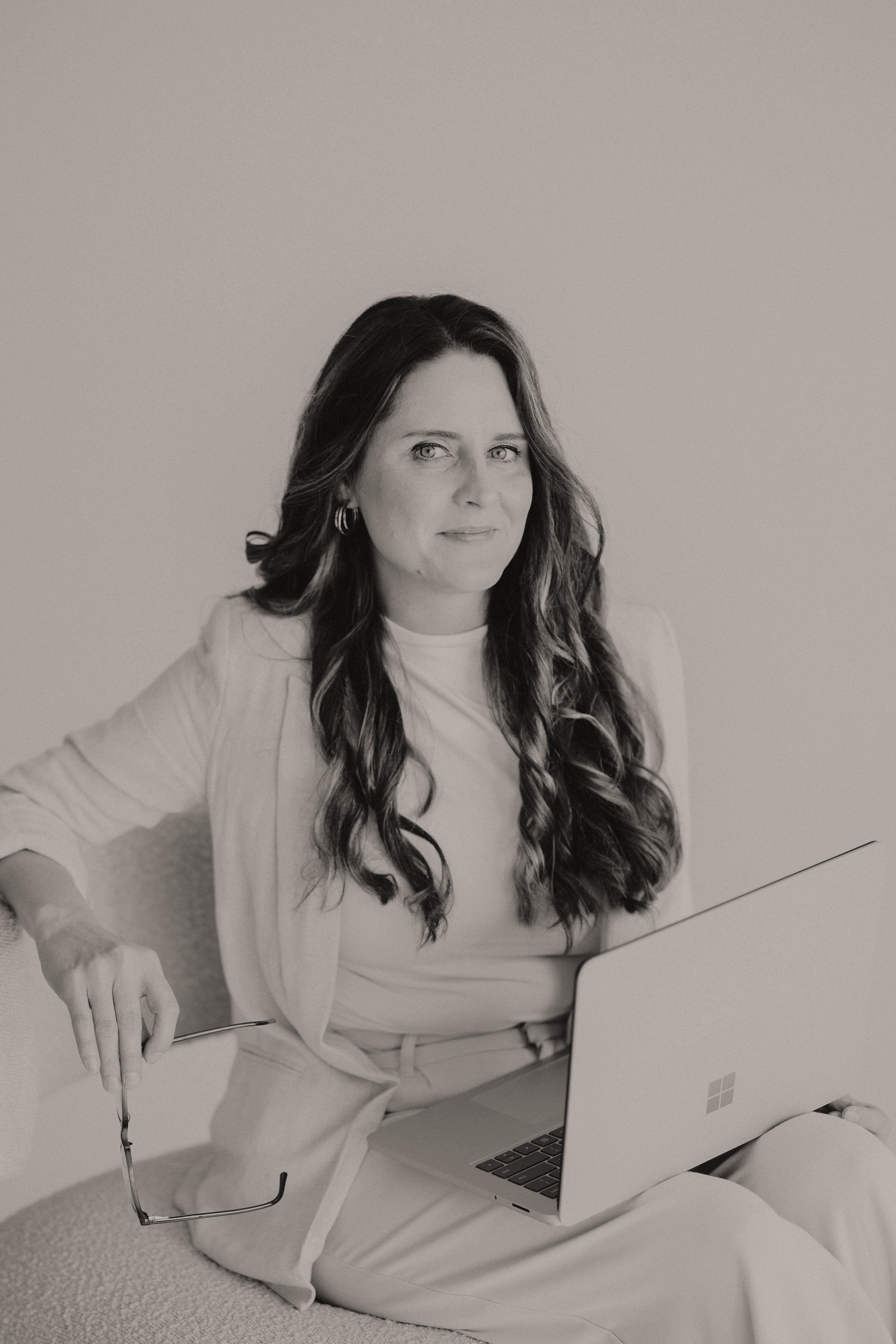 Ashley Schmucker, Certified Questioned Document Examiner & Certified Forensic Document Examiner